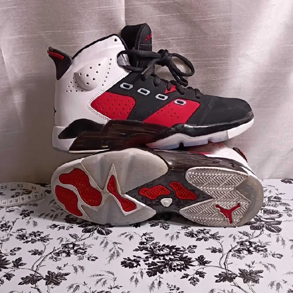 Air Jordan Carmine High-Top‎ Sneakers - Black, Red, and White Size 8
